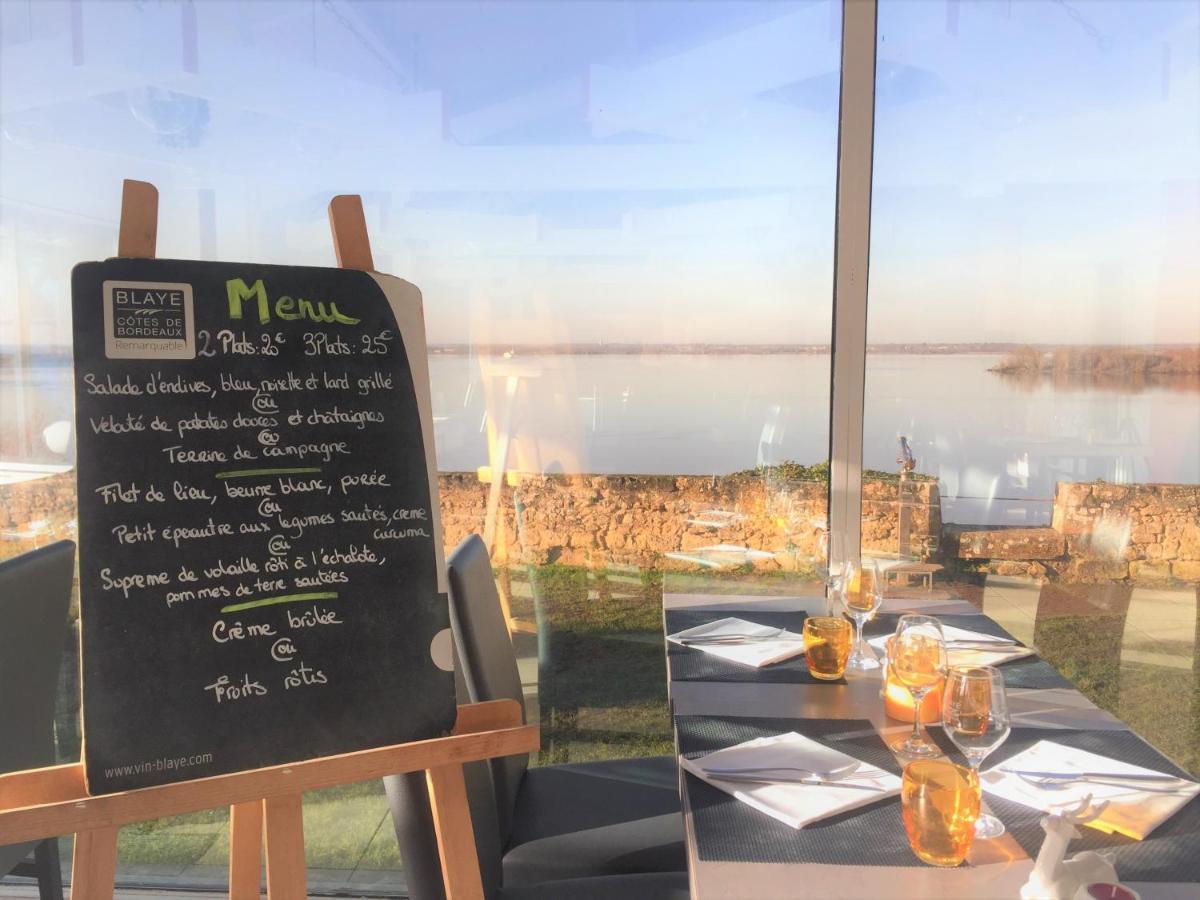 Logis Hotel Restaurant La Citadelle Блеи-э-Сент-Люс Экстерьер фото