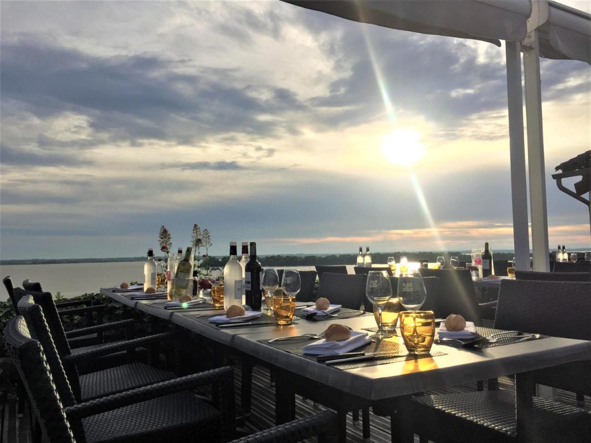 Logis Hotel Restaurant La Citadelle Блеи-э-Сент-Люс Экстерьер фото