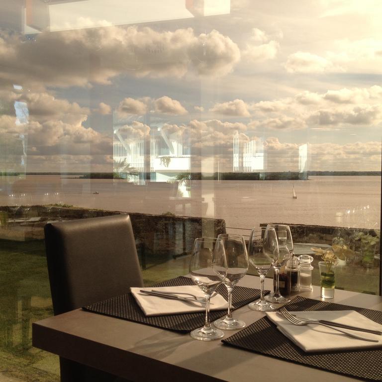 Logis Hotel Restaurant La Citadelle Блеи-э-Сент-Люс Экстерьер фото